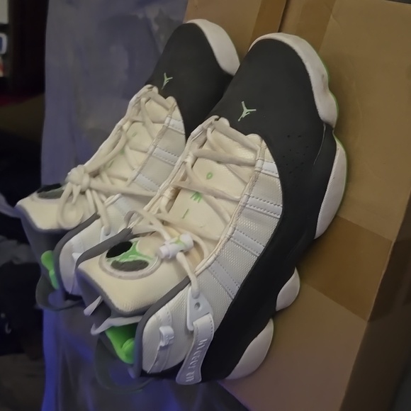 Jordan 6 Ring Altitude Green - Picture 2 of 2